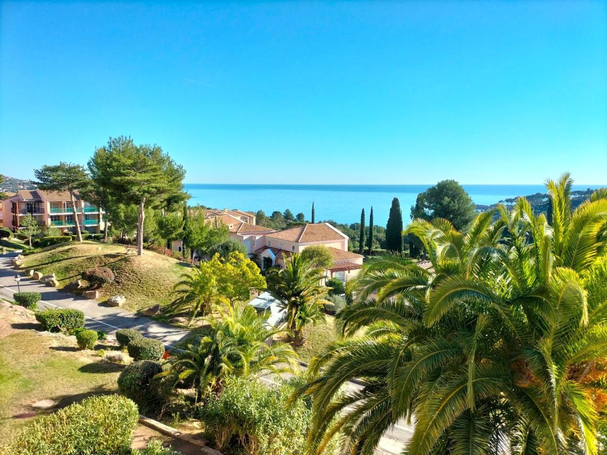 Superbe Appartement Avec Vue Mer Et Piscine Сен-Рафаэль Экстерьер фото